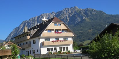 Essen-gehen - Gerichte: Wild - Steiermark - Aussenansicht - Hotel Restaurant Loy