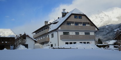 Essen-gehen - Mahlzeiten: Abendessen - Steiermark - Aussenansicht Winter - Hotel Restaurant Loy