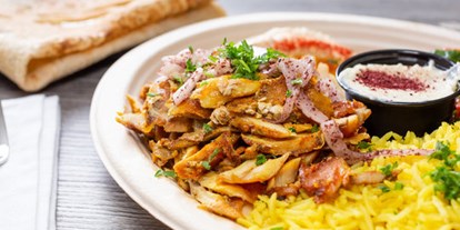 Essen-gehen - Gerichte: Desserts - Shawarma Classic mit French fries - Levantine taste
