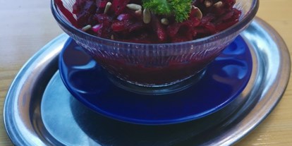 Essen-gehen - Art der Küche: italienisch - Rote Bete Salat - Villa Weidig CaféBar 