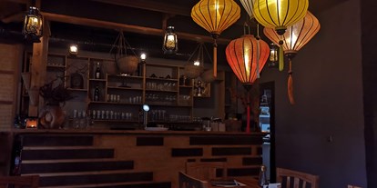 Essen-gehen - Berlin - die Bar vom Newday Restaurant vietnamesisch in Berlin Friedrichshain - Newday