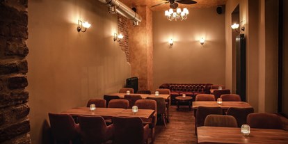 Essen-gehen - Nordrhein-Westfalen - Lounge Area von Barito (Restaurant & Bar) in Köln - barito