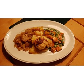 Restaurant: Vegetarisches Gemüsedreierlei an Kartoffel-Sahnegratin
13.90 € - SophienBäck